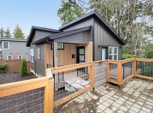 3535 SW Canby St #A & B, Portland, OR 97219