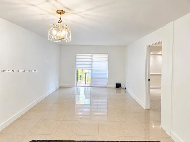 605 NW 72nd Ave #301 — Photo 6
