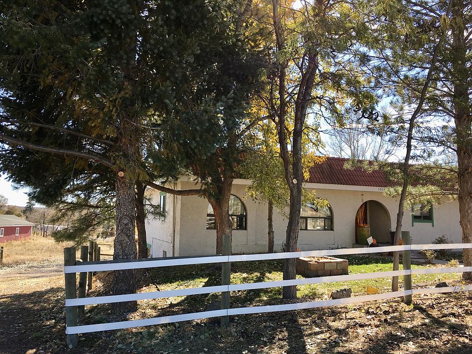 Outside acreage view