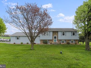 8674 Possum Hollow Rd, Shippensburg, PA 17257