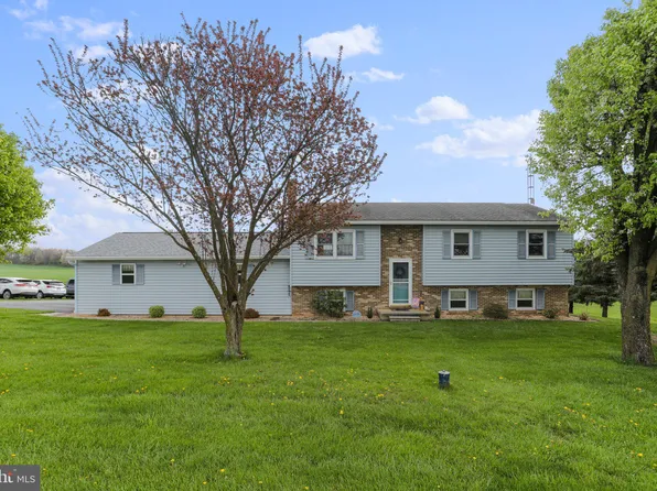 8674 Possum Hollow Rd, Shippensburg, PA 17257