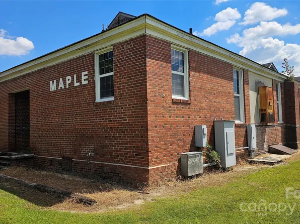 901 S 9th Ave, Dillon, SC 29536