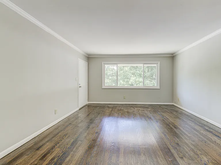 3547 Glenwood Rd #C — Photo 1
