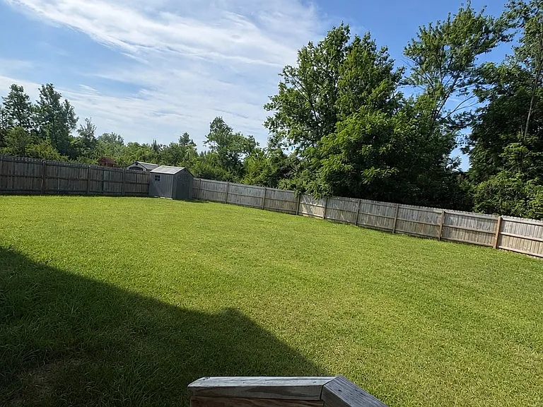 2015 Lake Crest Dr — Photo 3