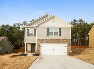 210 Augusta Woods Dr, Villa Rica, GA 30180