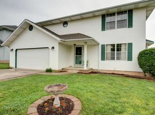 2929 W Westchester Ct, Springfield, MO 65810