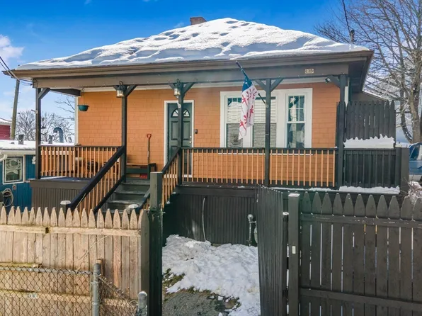 115 Reney St, Fall River, MA 02723