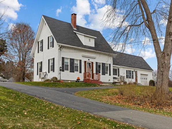 544 Main Road N, Hampden, ME 04444