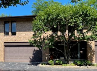 1724 Wildberry Dr UNIT B, Glenview, IL