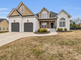 205 Honeysuckle Dr, Rock Spring, GA 30739
