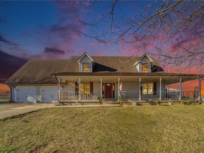 8918 Southpoint Dr, Richmond, MO, 64085