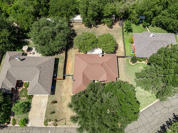 4th image of 10127 Cougar Ridge Pkwy
