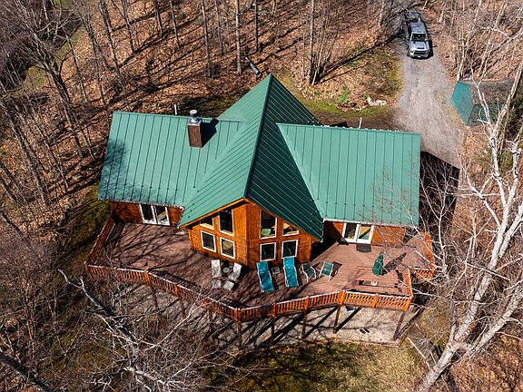 3rd image of 486 Lake Rd