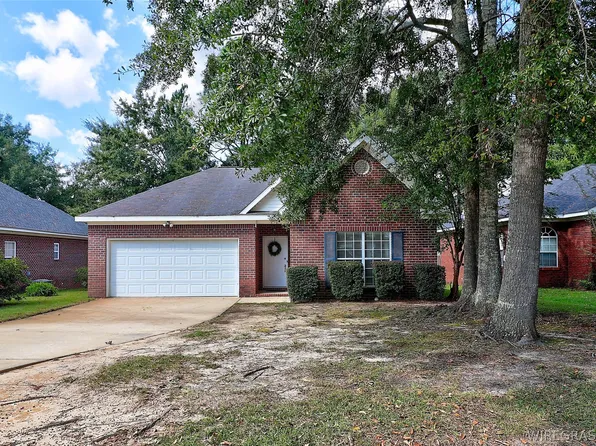 715 Frankfort Dr, Dothan, AL 36305