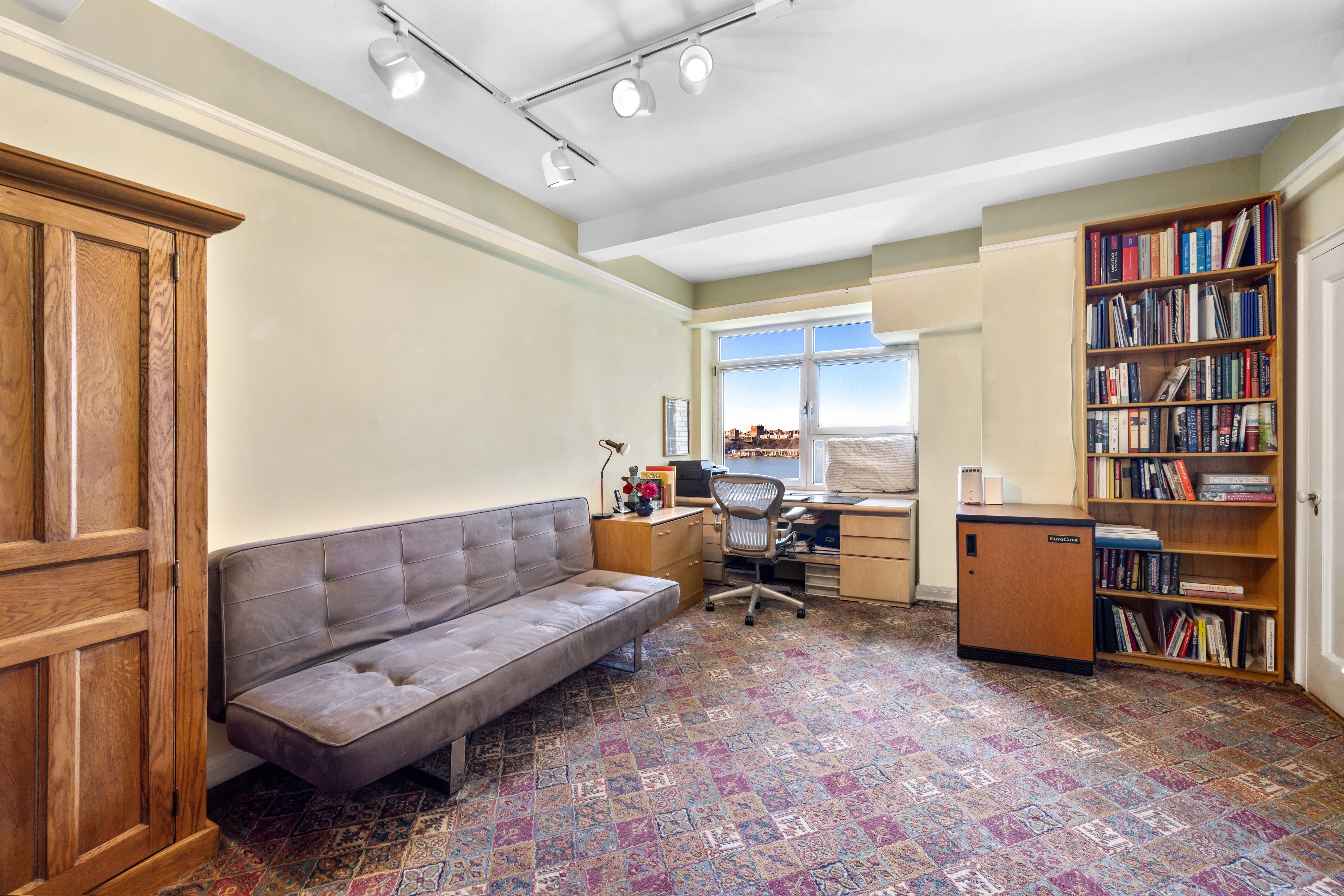 140 Riverside Drive #10J in Upper West Side, Manhattan | StreetEasy