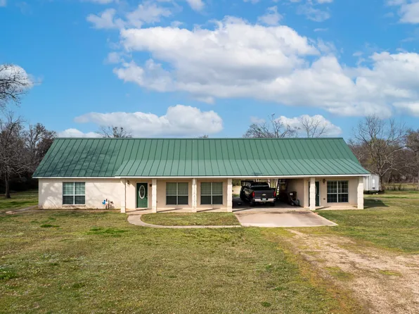 1555 Sylvan Rd, Paris, TX 75462