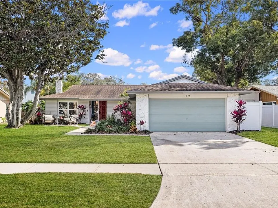 11145 Bella Loma Dr