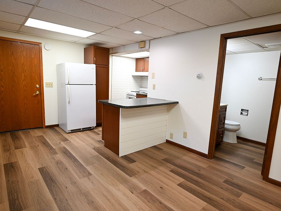 1st image of 616 W Washington St #20040687