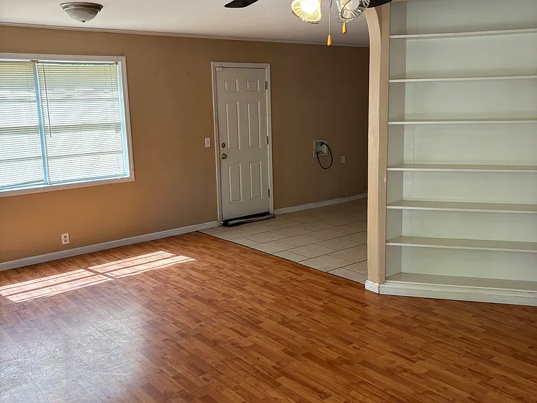 1119 Southland Park Dr — Photo 6