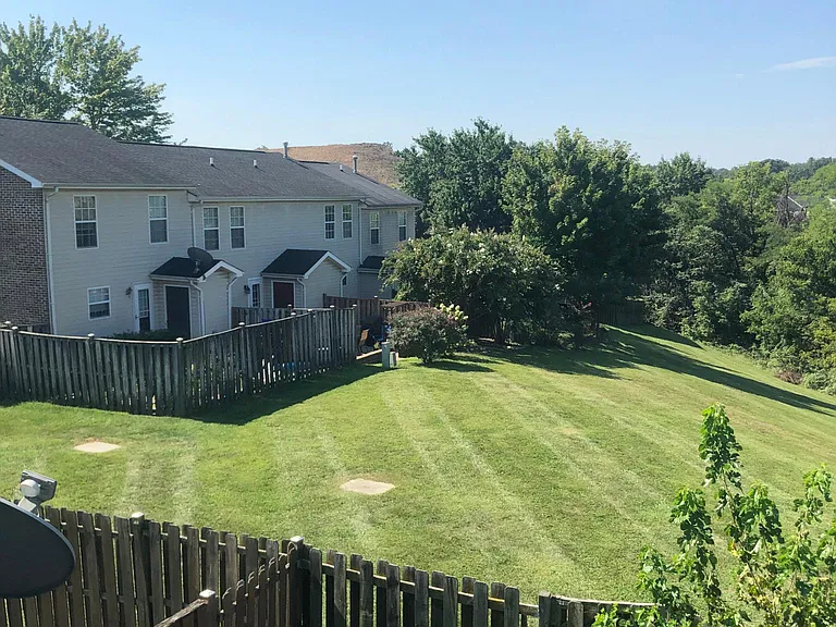 253 Waterford Ln — Photo 25