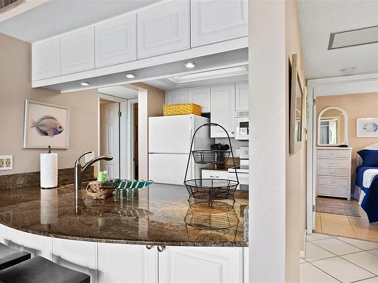1700 Cove II Pl #310 — Photo 9