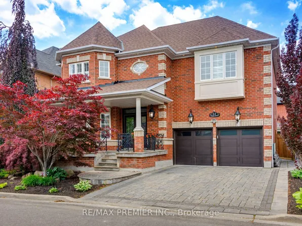 12 Acqua Dr, Vaughan, ON L4H 3K6