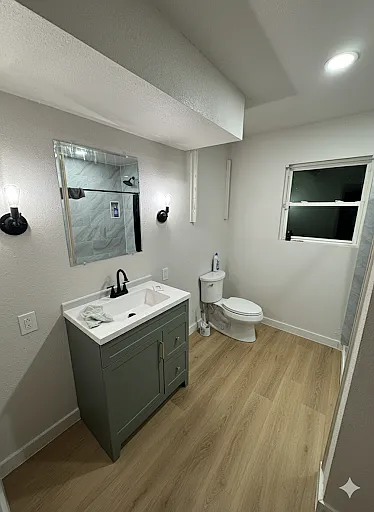 6 bed, 3228 sqft, $750 — Photo 4
