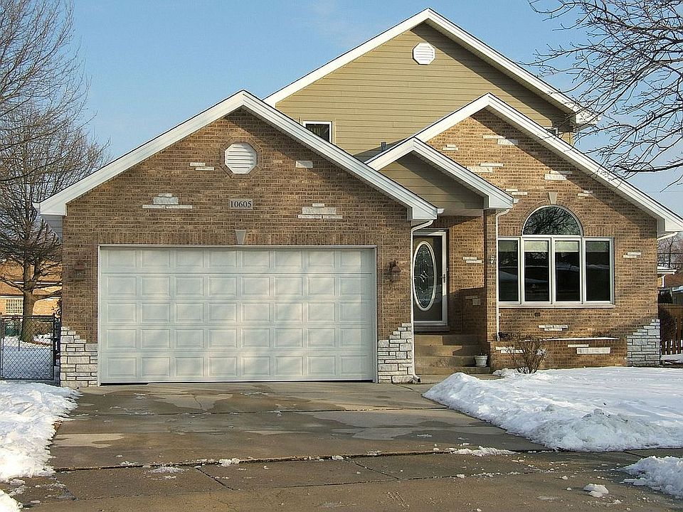 1st image of 10605 S Leclaire Ave