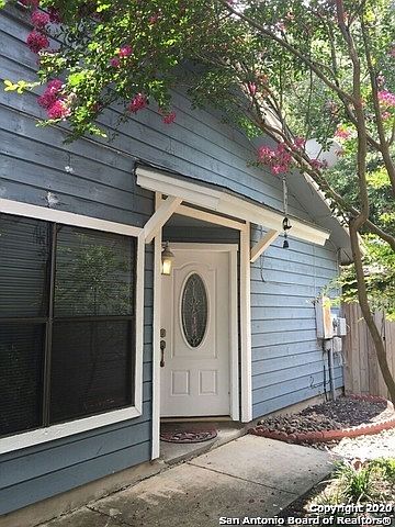 1st image of 3912 Chimney Springs Dr