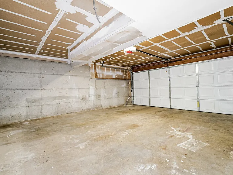500 S 27th Pl — Photo 14