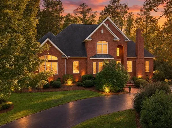 306 Parkwood Rd, Greenwood, SC 29646
