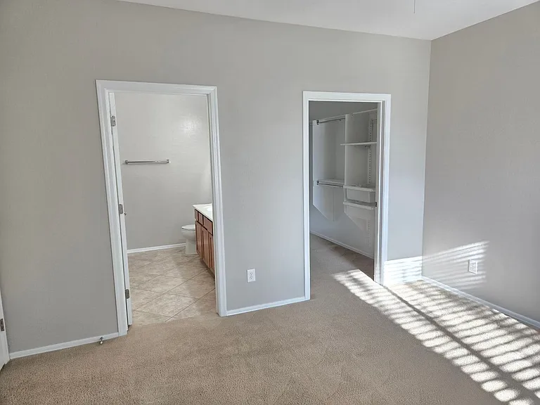 6868 Sky Pointe Dr #2076 — Photo 17