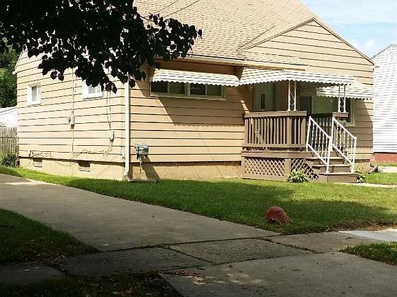 2nd image of 1838 Whittlesey St