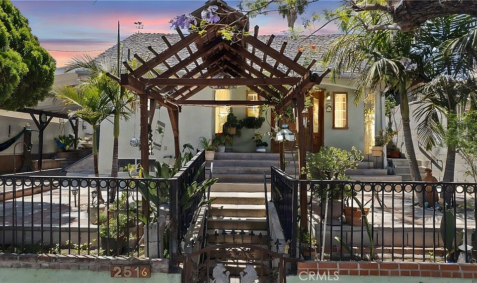 1st image of 2516 Alcazar St