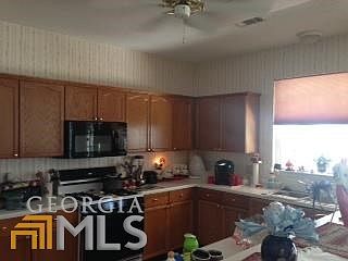 3rd image of 1880 Green Oak Cir