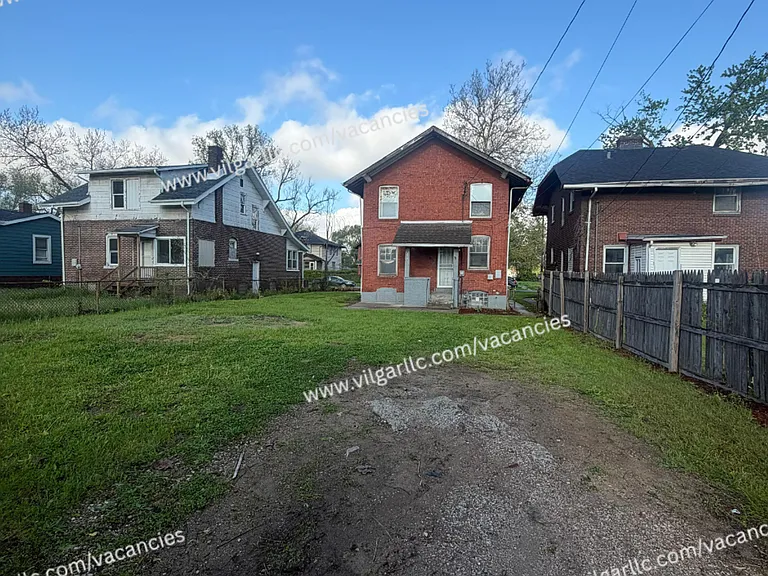 809 Pierce St — Photo 6