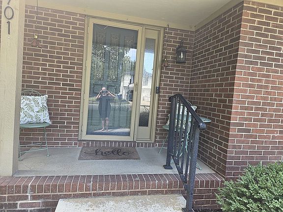 2nd image of 701 Dover Dr