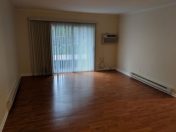 3rd image of 31555 Fraser Dr APT 20