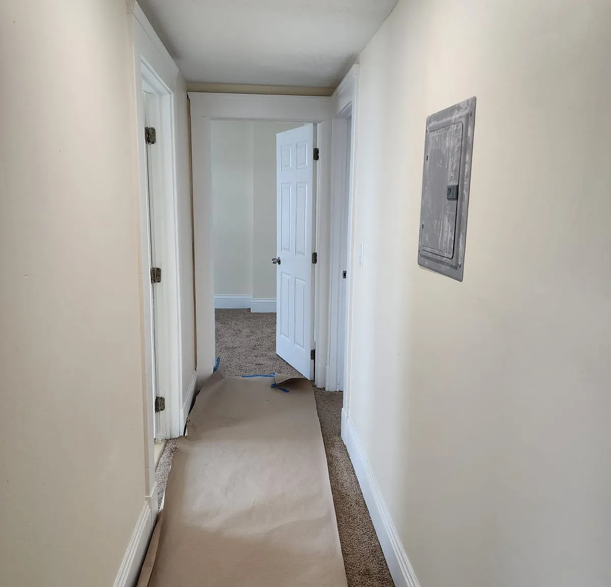 3 bed, 1.5 bath, 1160 sqft, $1,000 — Photo 4