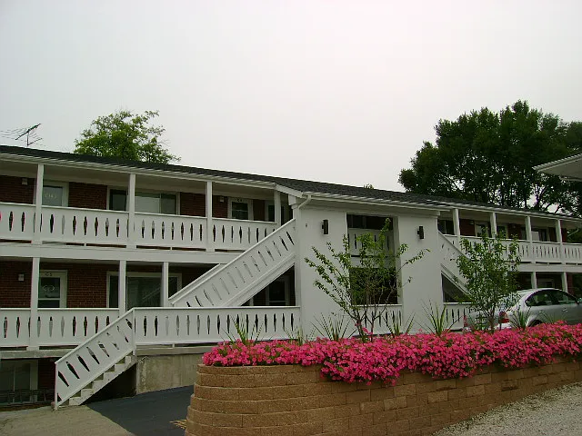 708 W Roosevelt Rd #100B1 — Photo 13