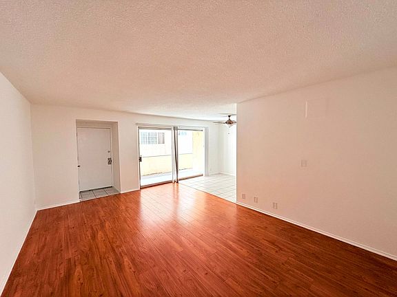5th image of 828 4th St #204