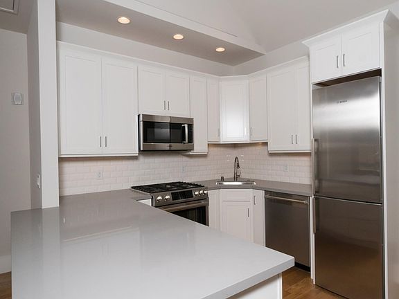 5th image of 1500 McAllister St #1504C