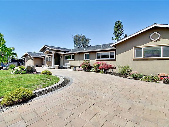 2nd image of 1287 Echo Valley Dr
