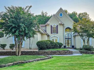 31 S Forest Hill Irene Rd, Cordova, TN 38018