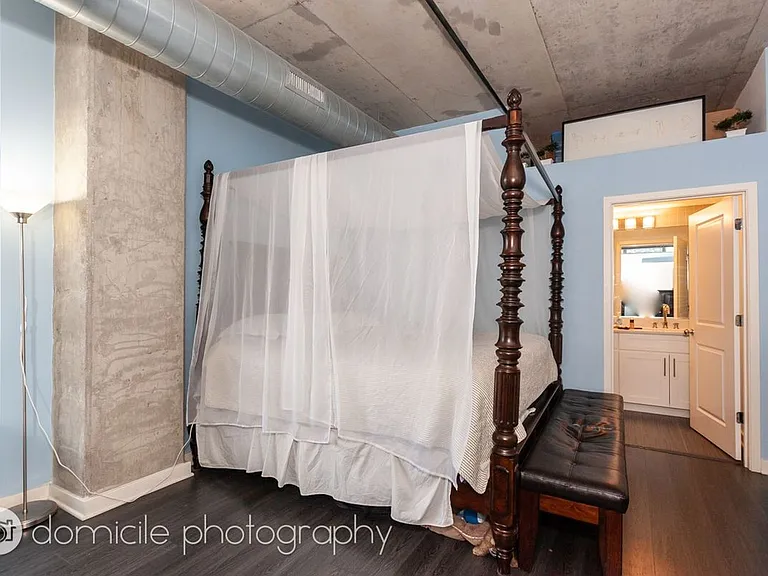 50 E 16th St #804 — Photo 23