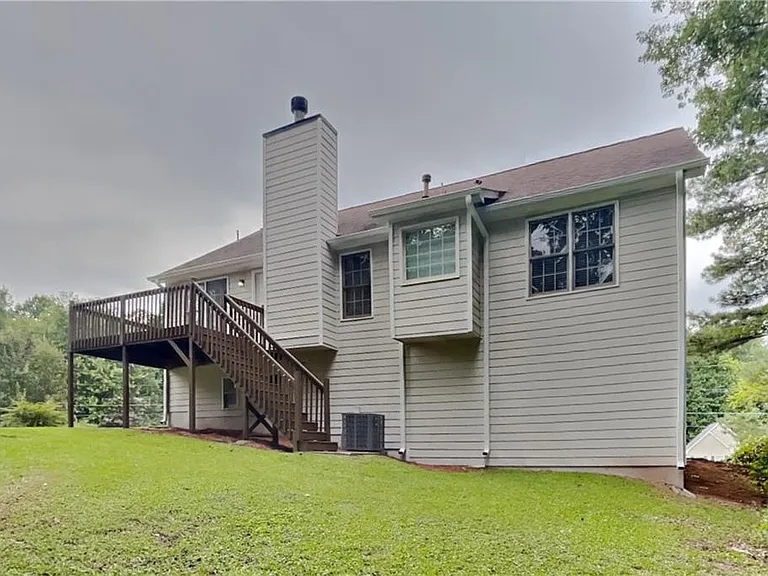 170 Sterling Dr — Photo 27