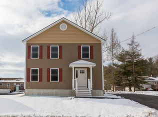 23 Van Vechten St, Portland, ME 04103