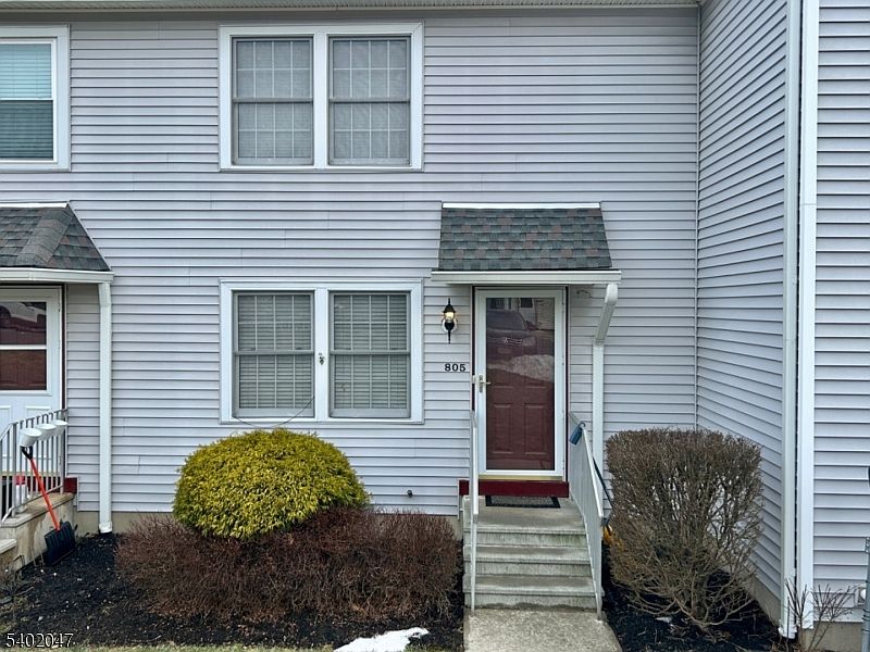 1st image of 805 Faulkner Dr
