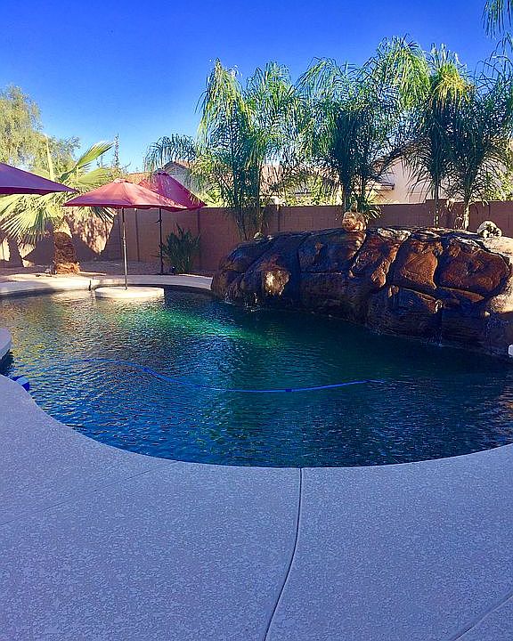 1st image of 42472 W Arvada Ln