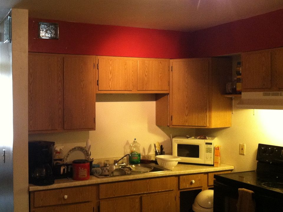 FL 1, kitchen